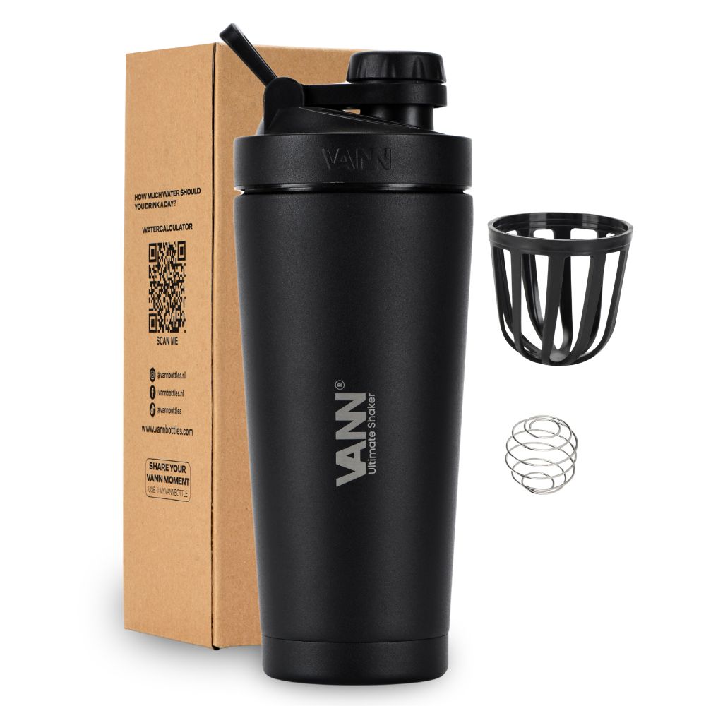 THE ULTIMATE SHAKER™